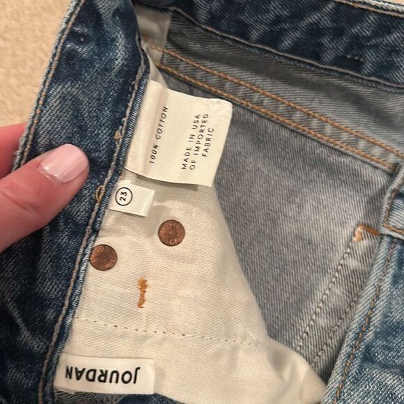 Girlfriend Jean Short New 23 - Picture 2 of 4